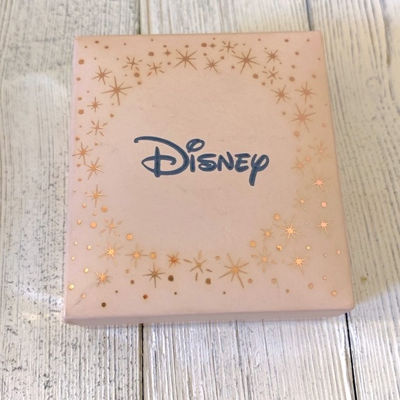 🎁 Minnie Mouse Sterling Silver Necklace - Picture 3 of 3